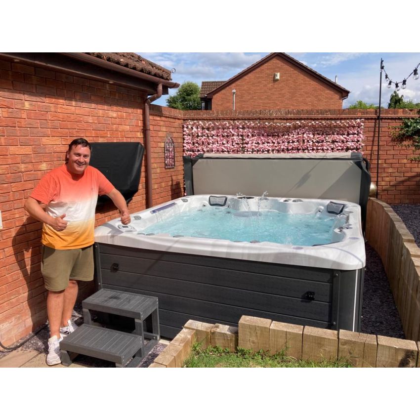 British Hot Tubs Aromatherapy Injector on Vimeo