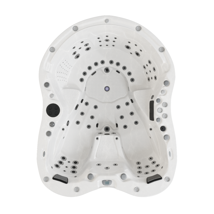  Britannia Hot Tub™️