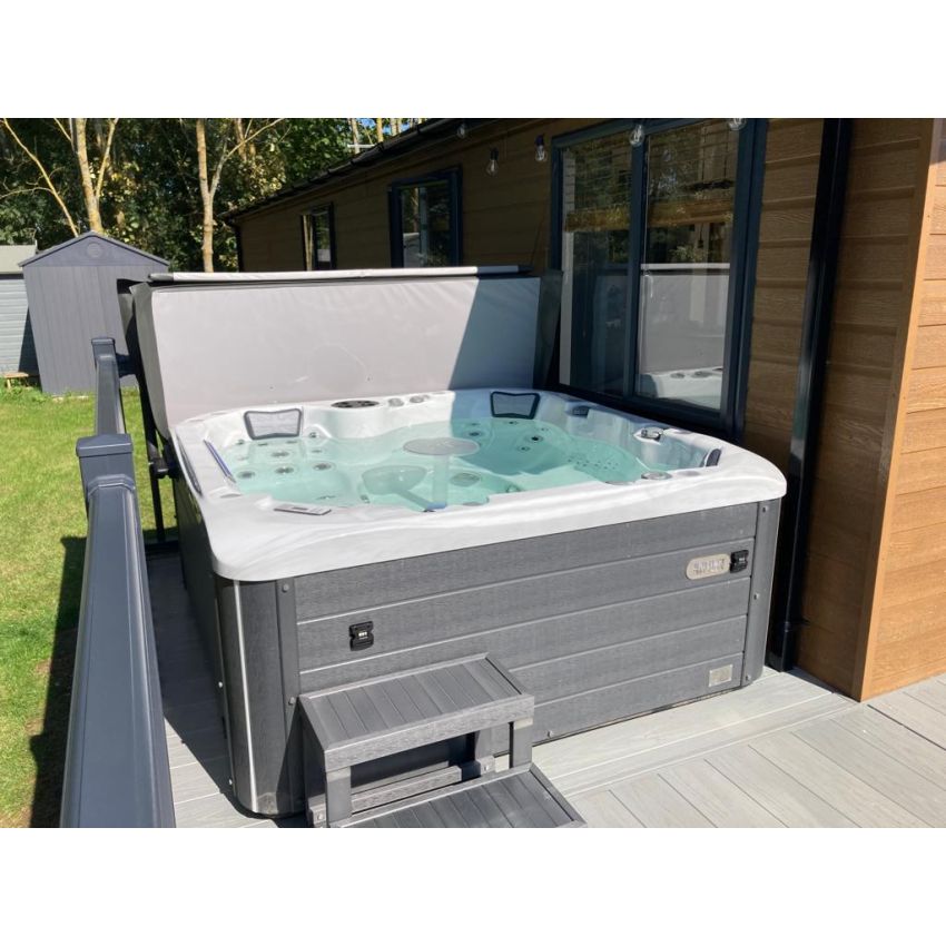 Spencer Hot Tub™️