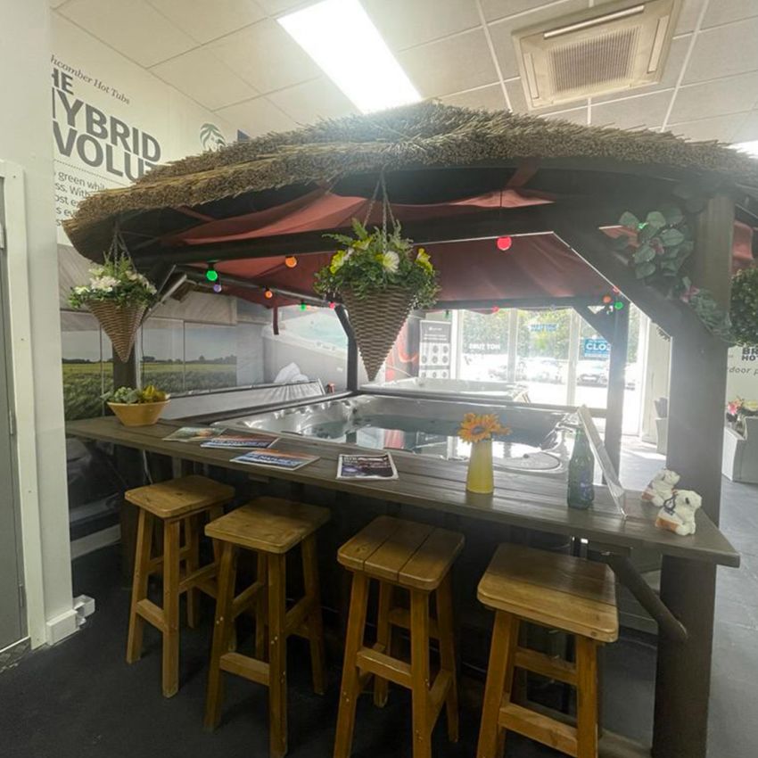 Ex-Display African Thatch 2 Gazebo