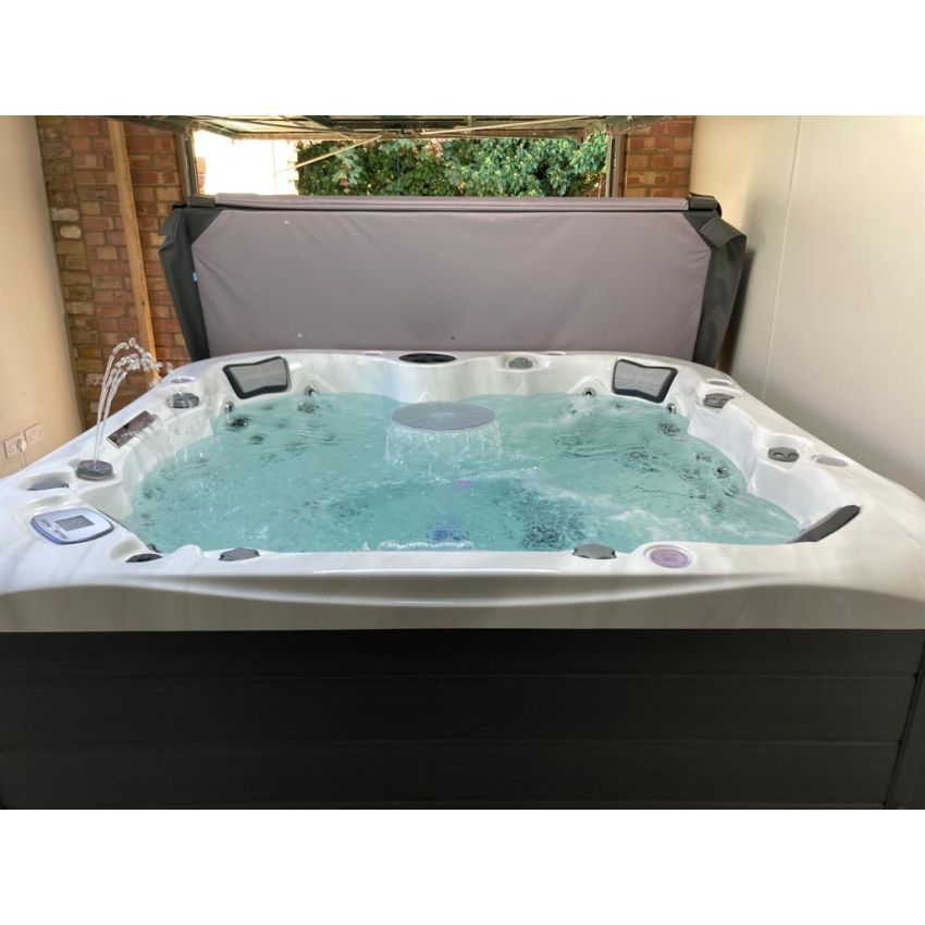 Black Friday Hot Tub Offer